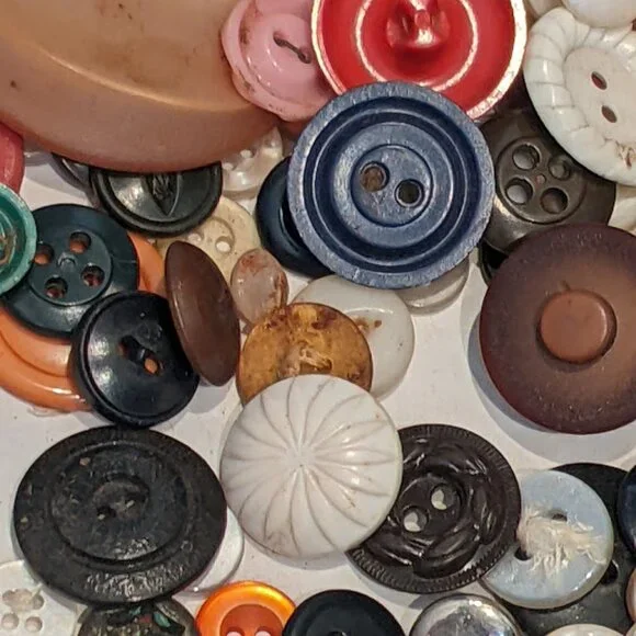 13.8oz Vintage Antique Button Brass Military Army Sailor Locket Mixed Sewing Lot - Picture 16 of 16